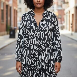 Chic Black and Cream Long Sleeve Dress